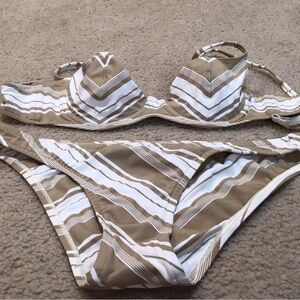 BCBGMaxAzria Beige and White Chevron Bikini